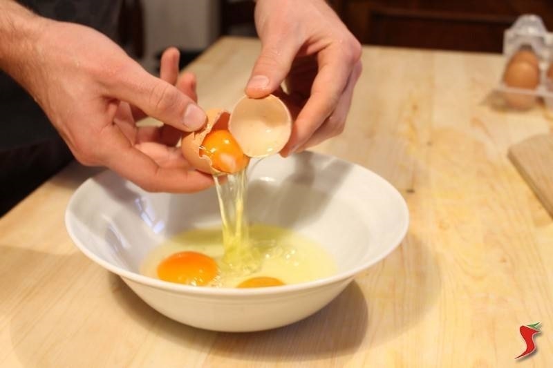 sbattere le uova per la frittata