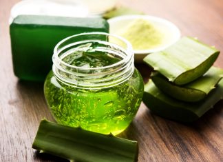 Dopo-sole idratante e naturale all'aloe vera